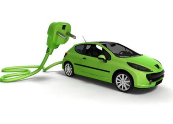 Дослідження показало, скільки власників електромобілів готові повернутися до авто з ДВЗ