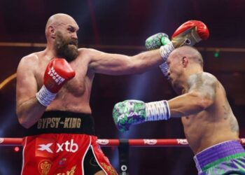Можливо, час завершувати кар’єру: тренер висловився про реванш Усик – Ф’юрі
