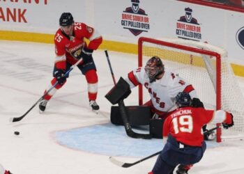 НХЛ: Флорида розгромила Кароліну, Юта розбила Вегас, перемоги Рейнджерс, Вашингтона і Торонто