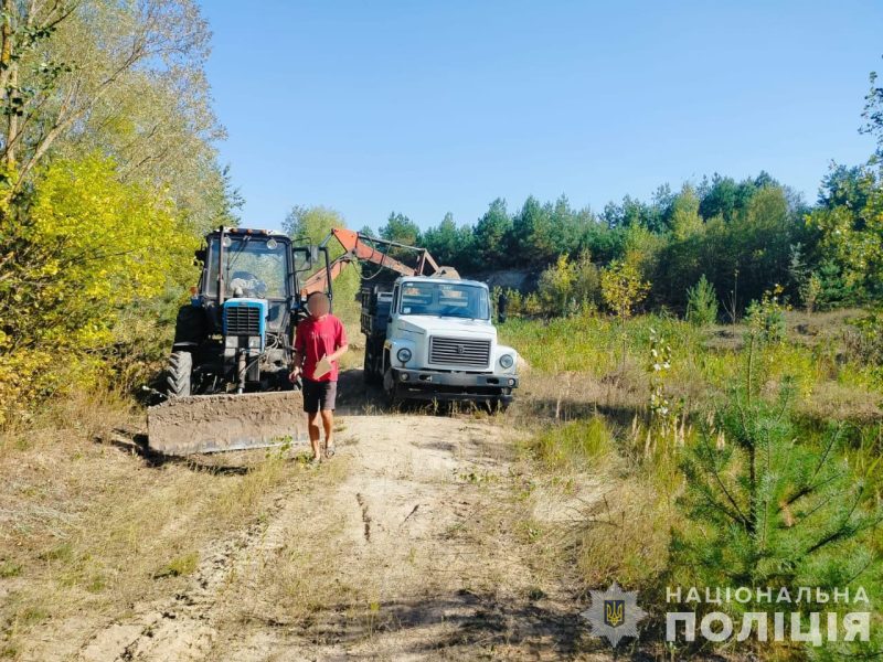 Директор комунального підприємства організував незаконний видобуток піску – йому повідомлено про підозру + ФОТО