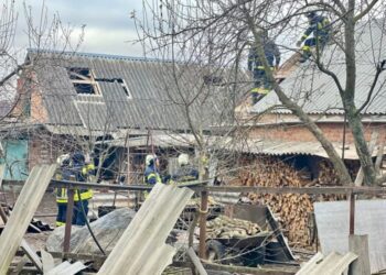 До 8 зросла кількість пошкоджених будинків у у Бобрику внаслідок ворожого удару + ФОТО