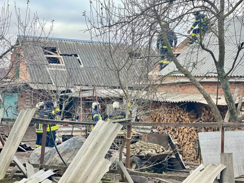 До 8 зросла кількість пошкоджених будинків у у Бобрику внаслідок ворожого удару + ФОТО