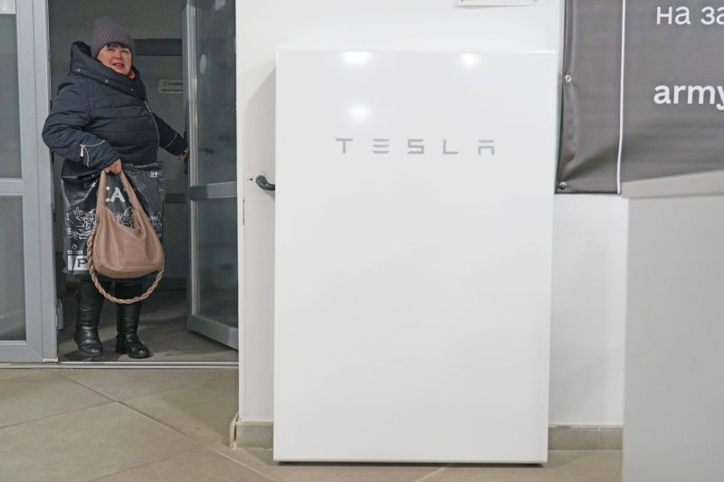 ЕНЕРГОНЕЗАЛЕЖНИЙ ЦНАП – ЗАВДЯКИ СИСТЕМІ TESLA POWERWALL