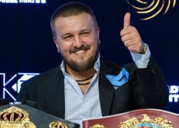 Він не був близький до нокауту: Красюк оцінив реванш Усик – Ф’юрі