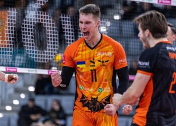 Кажани поглумилися над прямим конкурентом у Плюс-Лізі