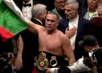 Кубрат Пулєв відібрав титул у Мануеля Чарра