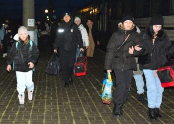 Майже 100 дітей із Сумщини приїхали на оздоровлення на Рівненщину