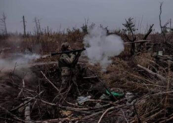 На фронті понад 200 боїв, найбільше ворог тисне на трьох напрямках – Генштаб