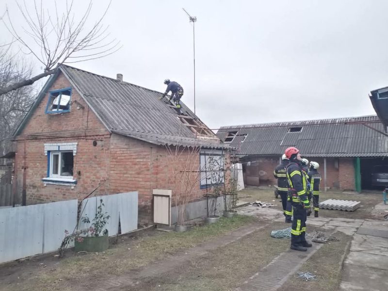 На місці ворожої атаки працює штаб, триває ліквідація наслідків + ФОТО