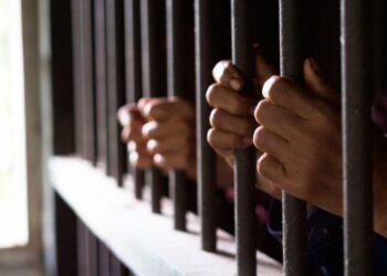 На Сумщині батько та дядько роками гвалтували дівчину з обмеженими можливостями