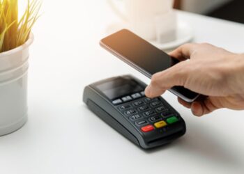 NFC оплата: як розраховуватися смартфоном