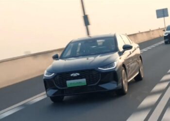 Результат вражає: китайське авто встановило новий рекорд з запасу ходу