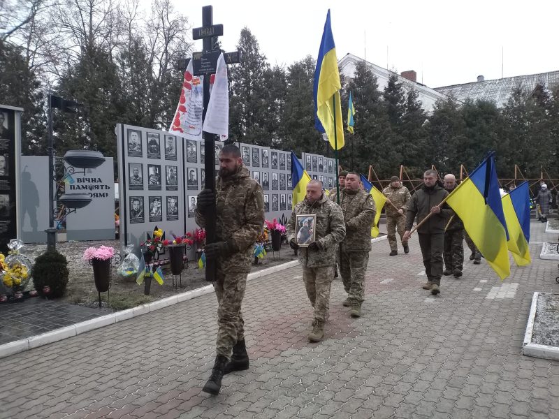 Роменці попрощалися з Воїном Анатолієм Копчею, який захищав кордони Сумщини + ФОТО