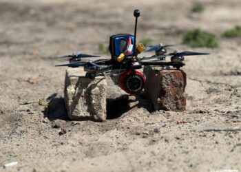 Російські війська продовжують руйнувати будинки мирних жителів Шосткинщини