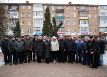 ШАНА І ПАМ’ЯТЬ: У РОМЕНСЬКІЙ ГРОМАДІ ВШАНУВАЛИ УЧАСНИКІВ ЛІКВІДАЦІЇ АВАРІЇ НА ЧАЕС