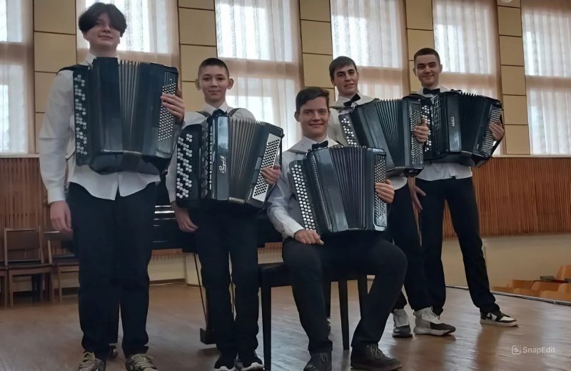 Шосткинські баяністи знову перші. Цього разу на фестивалі-конкурсі в Харкові