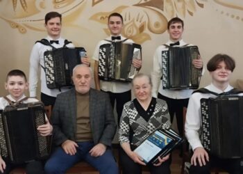 Шосткинські баяністи знову перші. Цього разу на фестивалі-конкурсі в Харкові