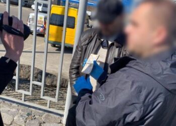 Судитимуть головного інспектора Управління Держінспекції архітектури та містобудування в Сумській області за вимагання у посадовців Шосткинського району грошей