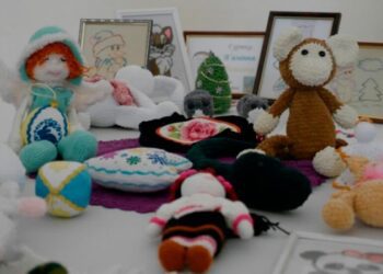 «Святкове розмаїття»: у ЦЕВі відкрилась виставка робіт вихованців гуртків декоративно-ужиткового мистецтва + Відео