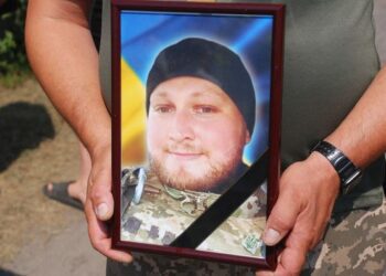 У 2022 році він пішов добровольцем на захист рідної землі: сьогодні Шосткинщина простилася із загиблим захисником Сергієм Михайловим