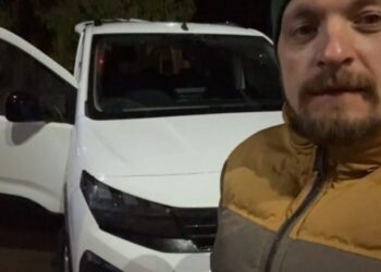 У Конотопі оперативна бригада з протидії домашньому насильству отримала новий автомобіль