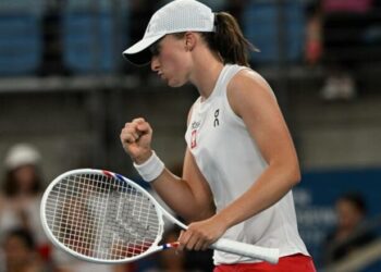 ВІДЕО. Як Свьонтек розбила норвежку в першому матчі сезону, віддавши 1 гейм