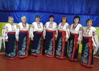 ВІТАЄМО КОЛЕКТИВ «КАЛИНОВИЙ ЦВІТ» ІЗ БЛИСКУЧОЮ ПЕРЕМОГОЮ НА МІЖНАРОДНОМУ КОНКУРСІ МИСТЕЦТВ!