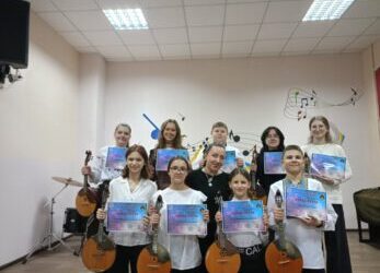 ВІТАЄМО УЧНІВ МИСТЕЦЬКИХ ШКІЛ РОМЕНСЬКОЇ ГРОМАДИ З ЧЕРГОВИМИ ПЕРЕМОГАМИ!