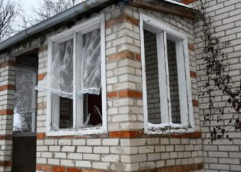 Внаслідок ракетної атаки по околиці Ромен постраждало 11 будинків  + ФОТО