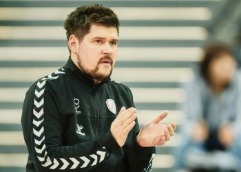 Збірну України з волейболу очолить екс-тренер збірних Угорщини і Польщі