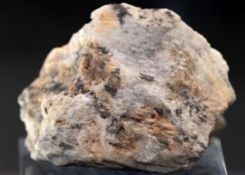 У Китаї відкрили величезні родовища літію