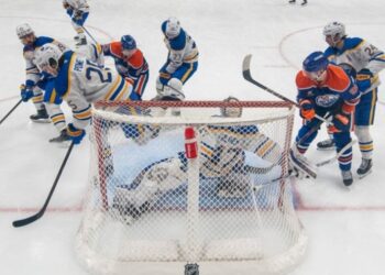 НХЛ: Едмонтон обіграв Баффало, Флорида розгромила Сан-Хосе, перемоги Бостона, Далласа та Ванкувера