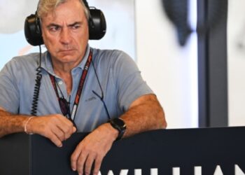 Сайнс-старший зійшов з Ралі Дакар-2025 після другого етапу