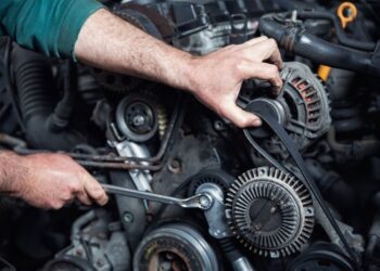 замінити ремінь грм