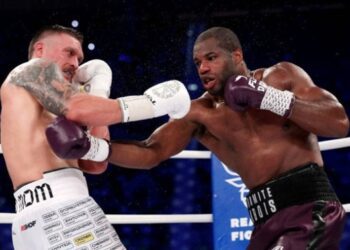 Каннінгем оцінив шанси Дюбуа перемогти Усика в реванші