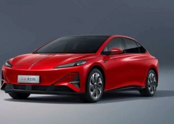 Розсекречено преміального китайського конкурента Tesla із запасом ходу 750 км (ФОТО)