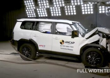 Toyota Land Cruiser Prado 250 розбили у краш-тестах: як показав себе позашляховик (ФОТО)