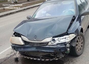 Три автомобілі потрапили в ДТП у Сумах на Харківській