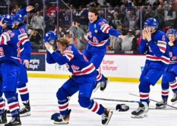 Збірна США U-20 в овертаймі обіграла Фінляндію та стала переможцем молодіжного чемпіонату світу з хокею