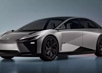 Нові автомобілі Lexus будуть на 95% складатися з китайських запчастин