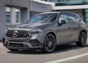 Mercedes зафіксував падіння продажів за підсумками року