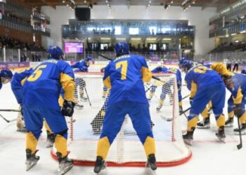 Збірна України з хокею обіграла США та здобула бронзові медалі Універсіади-2025