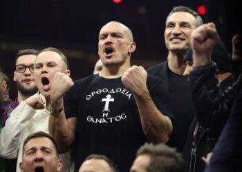 Тренер Вайлдера оцінив шанси Бетербієва в бою з Усиком