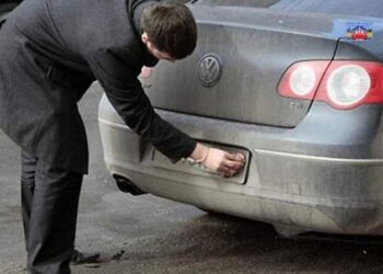 Штраф за брудні номери: хитрий трюк, як уникнути покарання