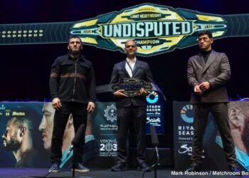 Батько Девіда Бенавідеса пояснив, чому не сумнівається в перемозі Бівола в реванші з Бетербієвим