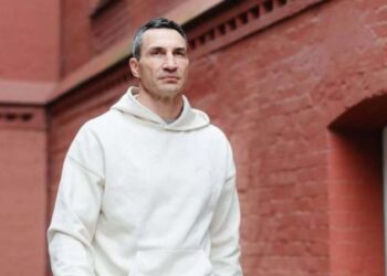 Боб Арум висловився про можливий камбек Кличка: “У це важко повірити”