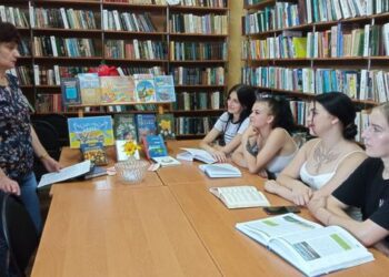 До Дня Української Державності шосткинська молодь провела історичний екскурс