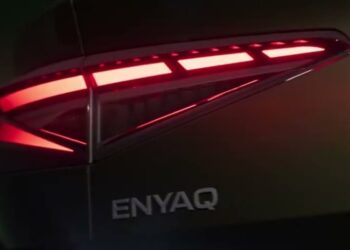 Skoda вперше показала рестайлінговий бюджетного Enyaq (ВІДЕО)
