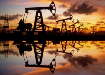 Ціни на нафту у світі падають другий рік поспіль