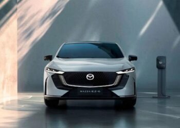 Mazda кидає виклик Tesla: новий електричний седан отримає надшвидку зарядку